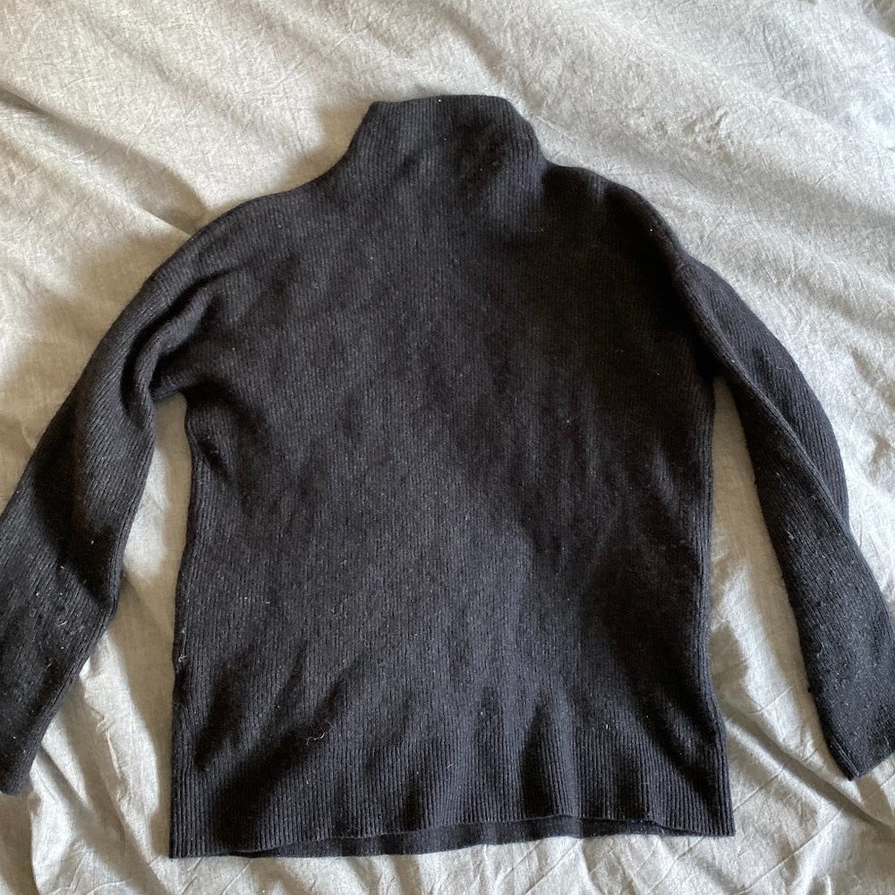 Roots Mockneck Wool Cashmere Sweater